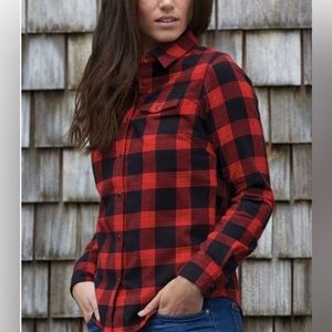 NWT STORMTECH Women’s Snap Front Plaid Flannel Shirt Size S/M.